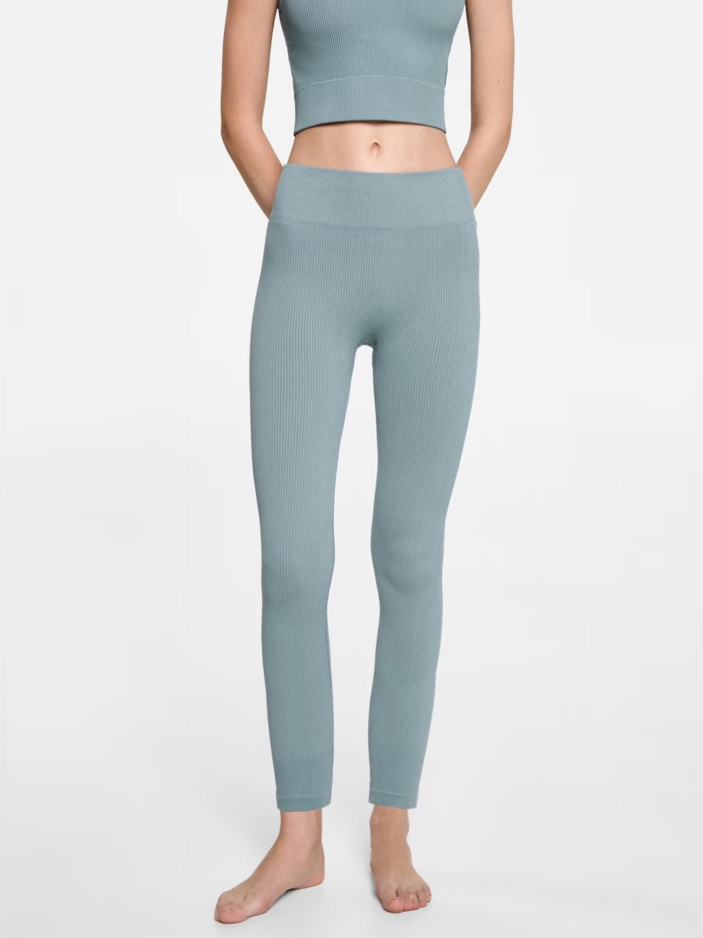 Work out set scrunch leggings